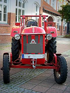 historischer Traktor - Oldtimer