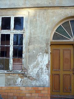altes Gemäuer - bröckelnde Fassade