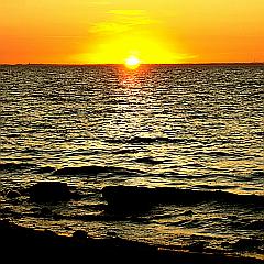 Foto der Ostsee mit Sonnenuntergang