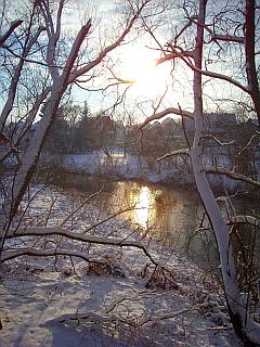 lizenzfrei: Winter am Fluss