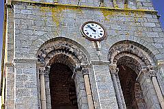 Uhr am Kloster-Kirchturm