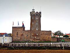 Leuchtturm - Tour d'Arundel, alter Burgfried des Château Saint-Clair, 
