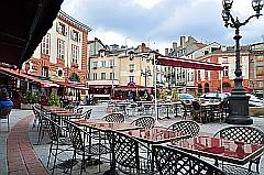 Straßencafes im Zentrum von Limoges